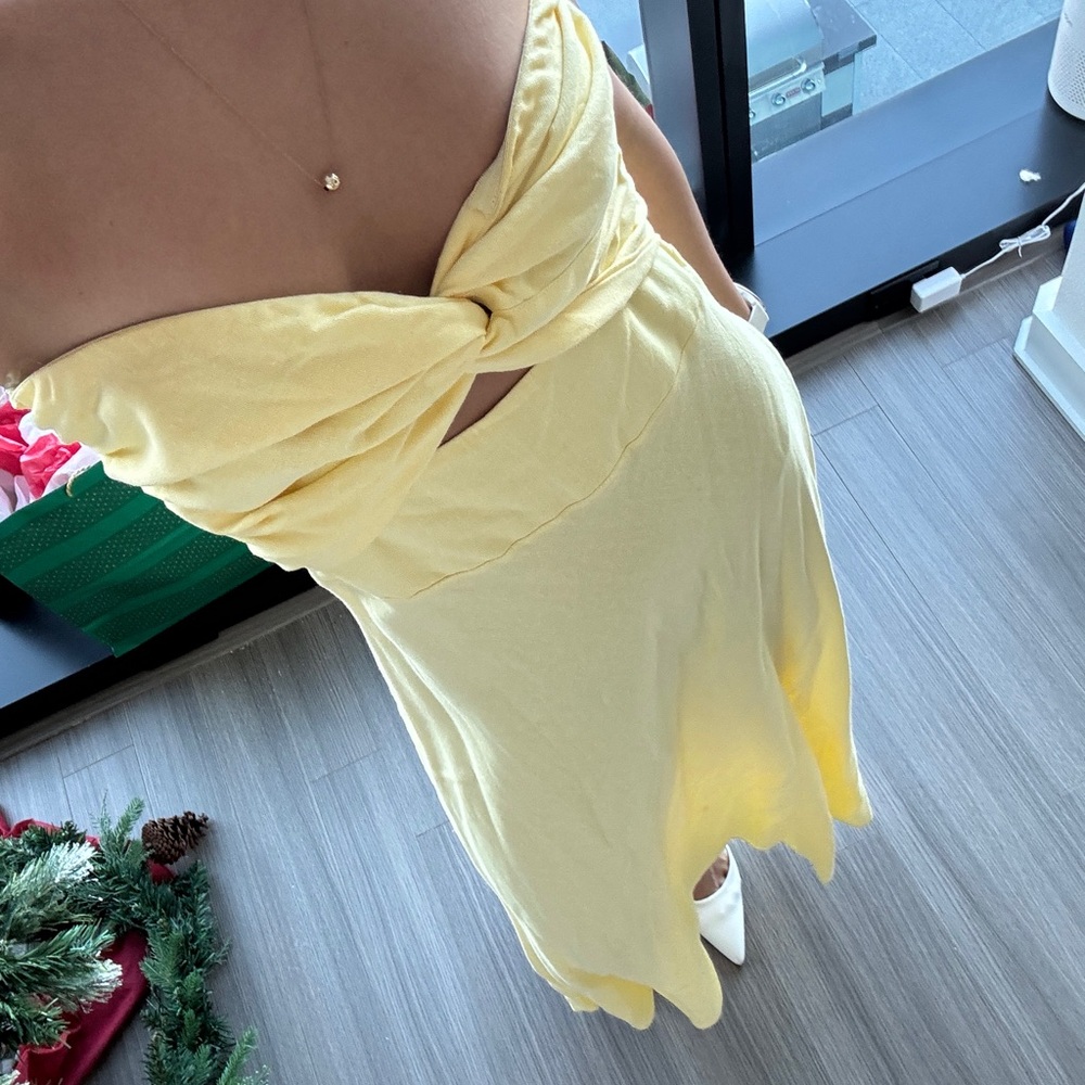 Petal & Pup Sunny Yellow Smocked Top